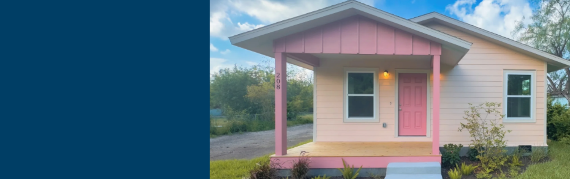 A pink house showcases the possibiilities of DreamBuild.