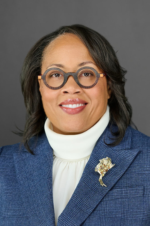 Lee Anne Adams 2026 Web